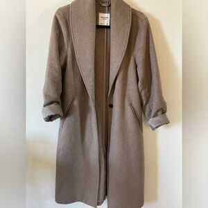 Abercrombie & Fitch Tan Coat